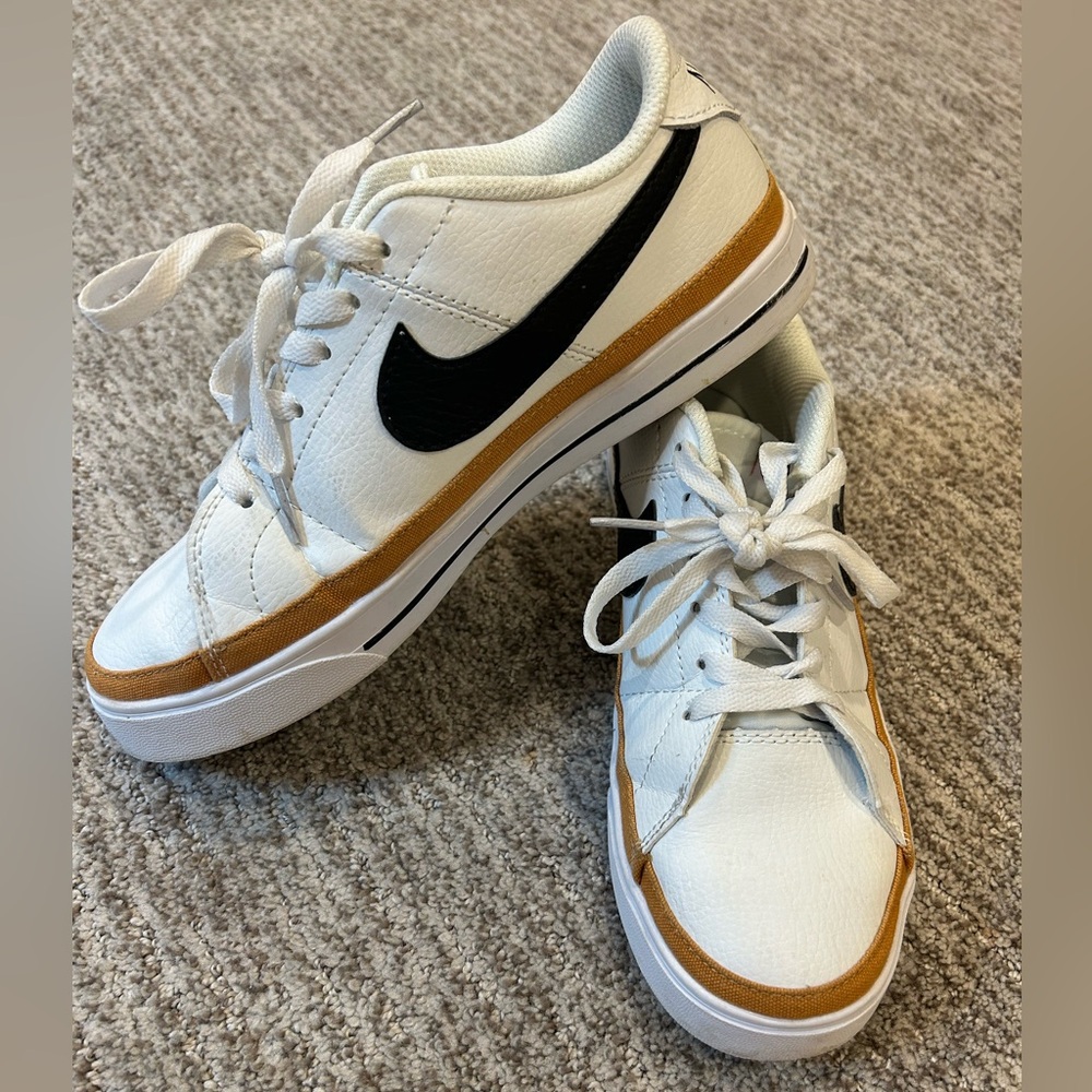 Nike court legacy sneaker
